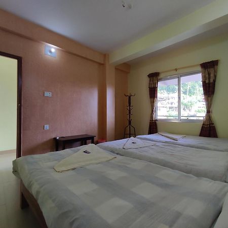 Hotel Green Hill View Pokhara Ruang foto