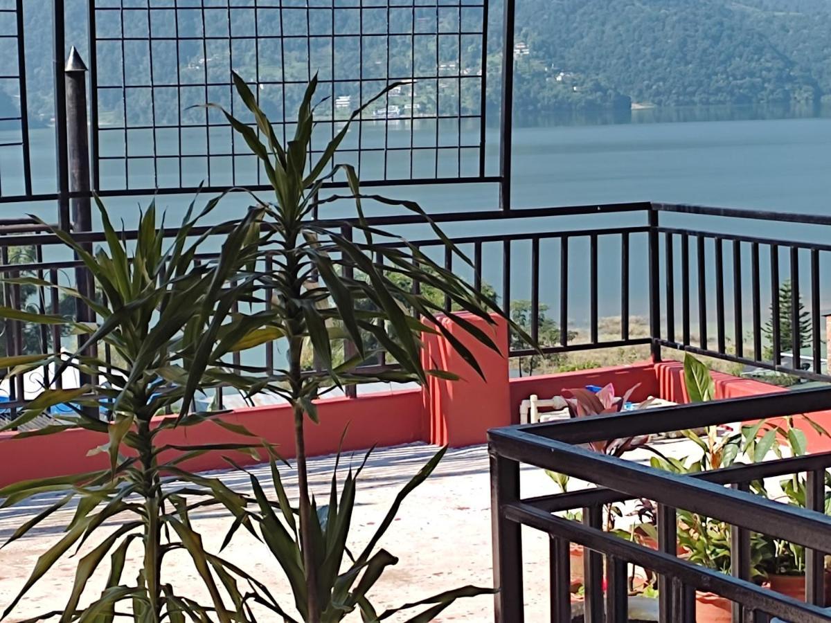 Hotel Green Hill View Pokhara Bagian luar foto