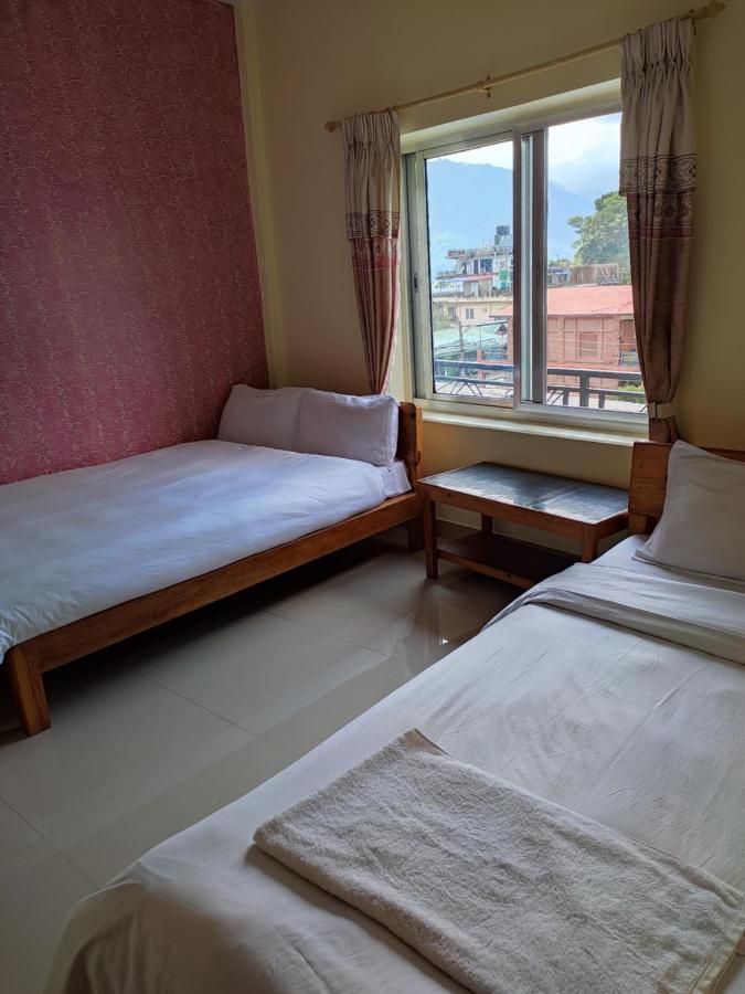 Hotel Green Hill View Pokhara Bagian luar foto