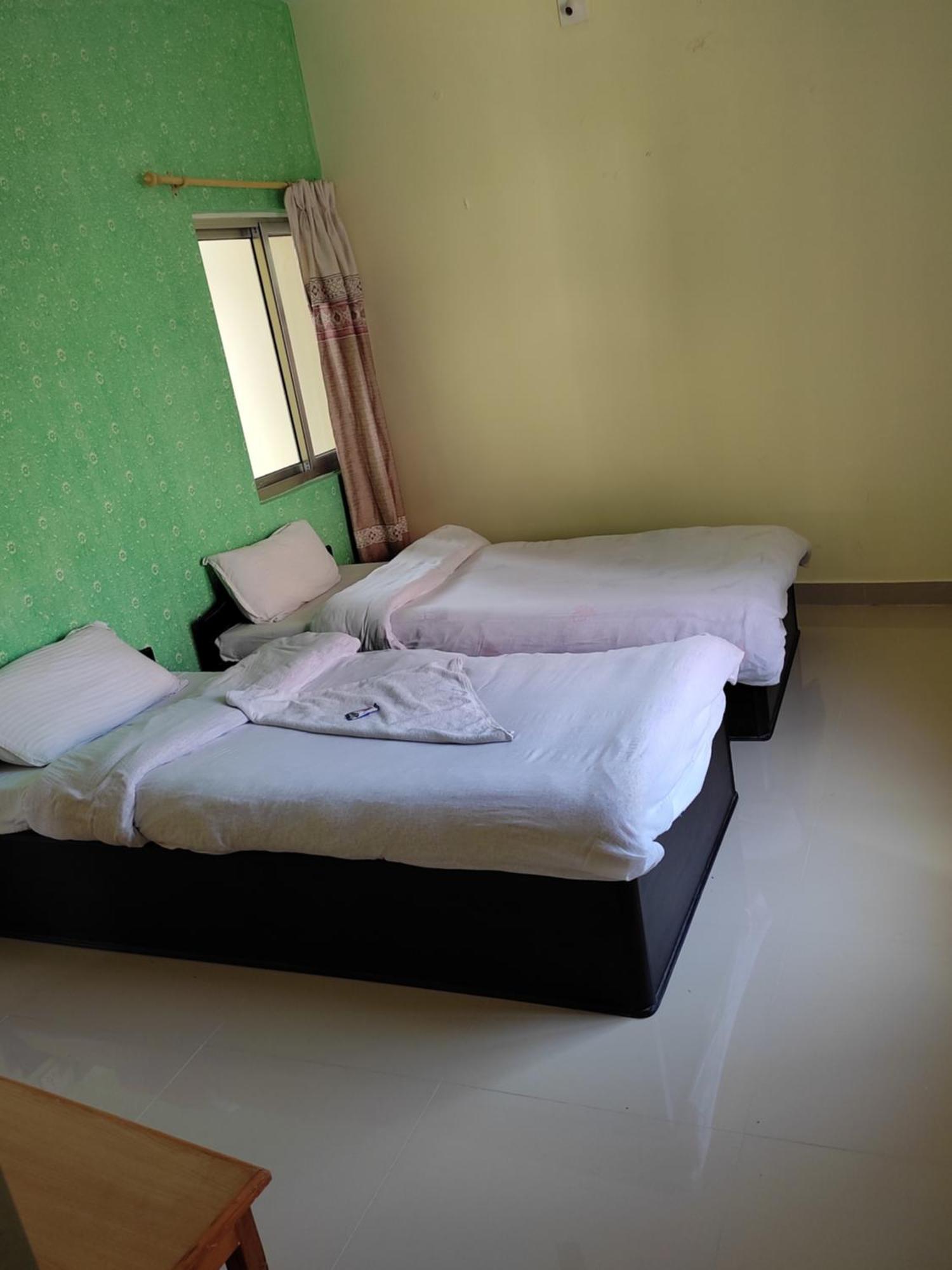 Hotel Green Hill View Pokhara Ruang foto